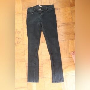 BLACK RECESSION DENIM SKUNNY JEANS